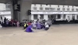 郑州爆料大雨视频最新,城市抗洪纪实，视频记录惊心动魄瞬间