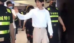 成毅爆料最新动态视频在线观看,独家视频带你领略明星魅力